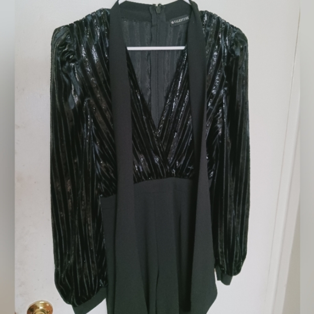 Long black jumpsuit by Valentine